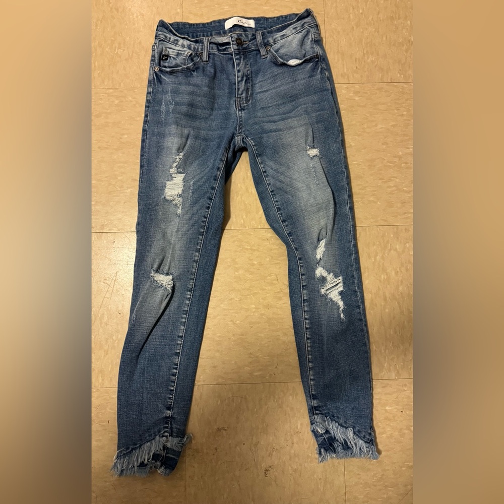 KanCan Light Blue Distressed Cropped Jeans
